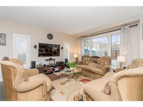 150 Blair Creek Drive Drive, Kitchener, ON - Indoor Photo Showing Living Room