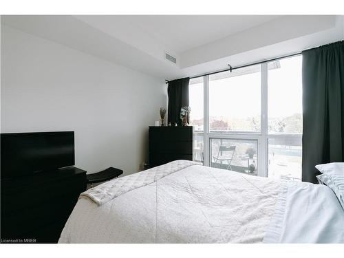 335-26 Gibbs Road, Toronto, ON - Indoor Photo Showing Bedroom