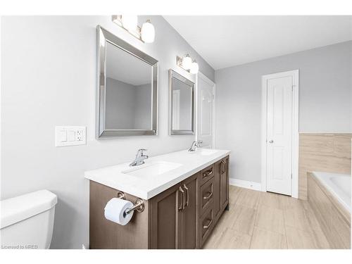 4184 Village Creek Drive, Fort Erie, ON - Indoor Photo Showing Bathroom