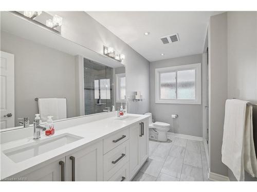 1519 Ballentrae Drive, Mississauga, ON - Indoor Photo Showing Bathroom