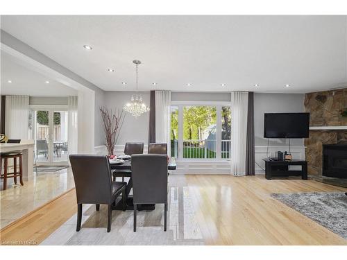 1519 Ballentrae Drive, Mississauga, ON - Indoor With Fireplace