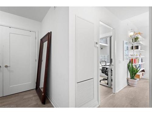 280 Howland Avenue, Toronto, ON - Indoor Photo Showing Other Room