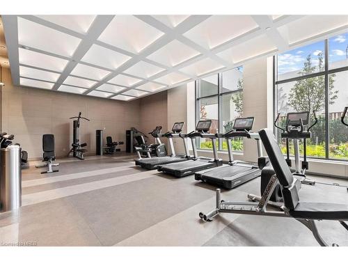 280 Howland Avenue, Toronto, ON - Indoor Photo Showing Gym Room