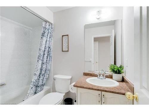 276 Morningmist Street, Brampton, ON - Indoor Photo Showing Bathroom