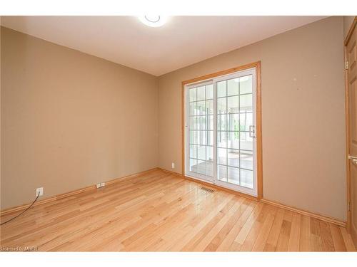 16 Greenhill Drive, Thorold, ON - Indoor Photo Showing Other Room