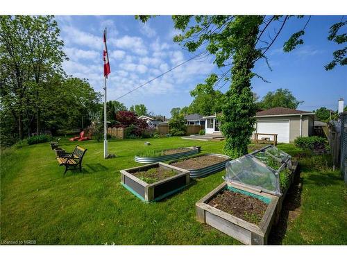 16 Greenhill Drive, Thorold, ON - Outdoor With Backyard