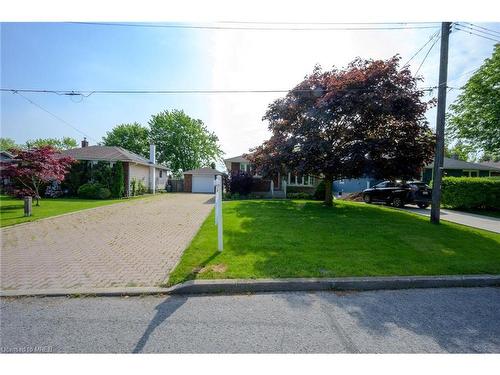 16 Greenhill Drive, Thorold, ON - Outdoor