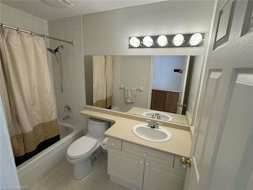 5-519 Riverside Drive, London, ON - Indoor Photo Showing Bathroom