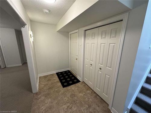5-519 Riverside Drive, London, ON - Indoor Photo Showing Other Room