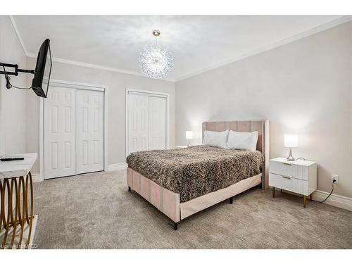 1530 Concession 1 Road, Niagara-On-The-Lake, ON - Indoor Photo Showing Bedroom