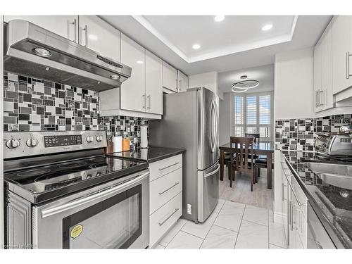 804-10 Malta Avenue, Brampton, ON - Indoor Photo Showing Kitchen With Upgraded Kitchen