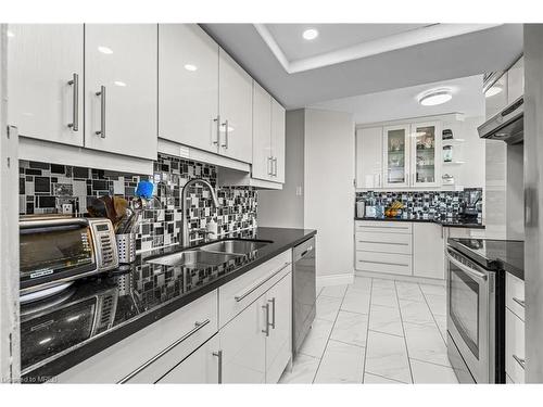 804-10 Malta Avenue, Brampton, ON - Indoor Photo Showing Kitchen With Double Sink With Upgraded Kitchen