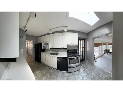 250 Macdonald Avenue, Belleville, ON - Indoor Photo Showing Kitchen