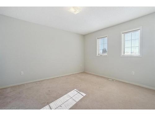 22 Farmstead Crescent, Barrie, ON - Indoor Photo Showing Other Room