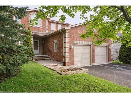 22 Farmstead Crescent, Barrie, ON - Outdoor