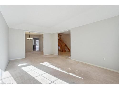 22 Farmstead Crescent, Barrie, ON - Indoor Photo Showing Other Room