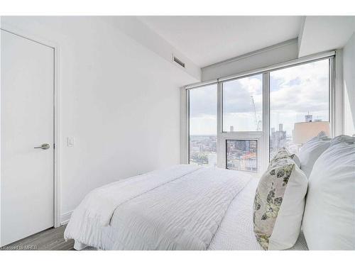 2609-181 Dundas Street E, Toronto, ON - Indoor Photo Showing Bedroom