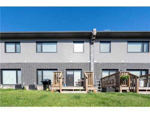 7201 Parsa Street, Niagara Falls, ON - Outdoor With Deck Patio Veranda With Exterior