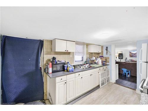 82 Marlborough Street, Brantford, ON - Indoor Photo Showing Kitchen