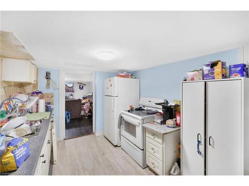 82 Marlborough Street, Brantford, ON - Indoor Photo Showing Kitchen