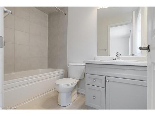 75-620 Colborne Street W, Brantford, ON - Indoor Photo Showing Bathroom