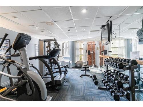 Uph 6-25 Fairview Road W, Mississauga, ON - Indoor Photo Showing Gym Room