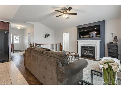 3 Woodhatch Crescent, Ingersoll, ON - Indoor Photo Showing Living Room With Fireplace