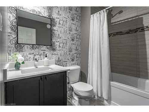 3 Woodhatch Crescent, Ingersoll, ON - Indoor Photo Showing Bathroom
