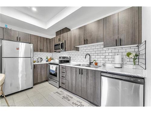 2722 William Jackson Drive, Pickering, ON - Indoor Photo Showing Kitchen With Stainless Steel Kitchen With Double Sink With Upgraded Kitchen