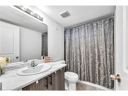2722 William Jackson Drive, Pickering, ON - Indoor Photo Showing Bathroom