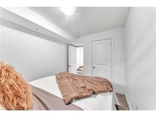 2722 William Jackson Drive, Pickering, ON - Indoor Photo Showing Bedroom