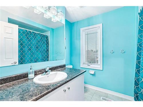 1 Academy Avenue, Wasaga Beach, ON - Indoor Photo Showing Bathroom