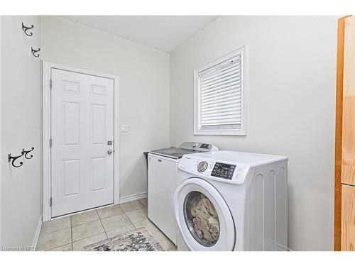 1 Academy Avenue, Wasaga Beach, ON - Indoor Photo Showing Laundry Room