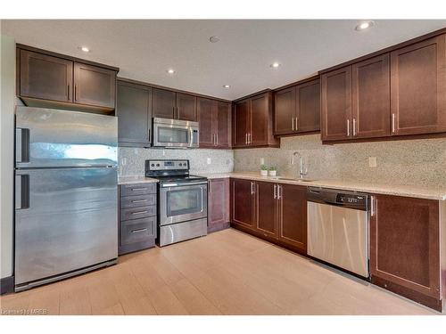 1517-1235 Richmond Street, London, ON - Indoor Photo Showing Kitchen With Stainless Steel Kitchen