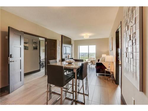 1517-1235 Richmond Street, London, ON - Indoor Photo Showing Dining Room