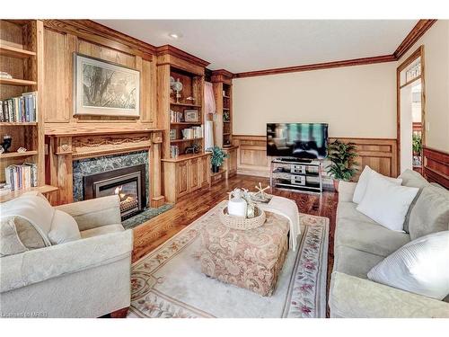 1301 Lindburgh Court, Mississauga, ON - Indoor Photo Showing Living Room With Fireplace