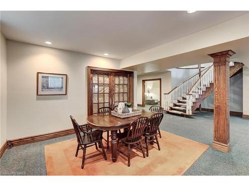 1301 Lindburgh Court, Mississauga, ON - Indoor Photo Showing Dining Room