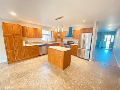 78 Hickory Grove Grove, Belleville, ON - Indoor Photo Showing Kitchen