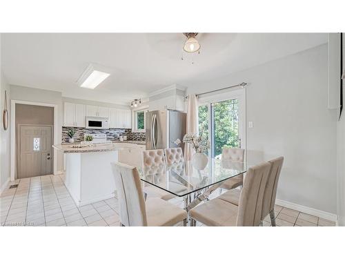 920 Eagle Crescent, London, ON - Indoor Photo Showing Dining Room