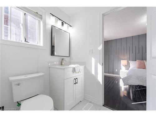 33 Rubysilver Drive, Brampton, ON - Indoor Photo Showing Bathroom