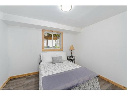 360537 Road 160, Flesherton, ON - Indoor Photo Showing Bedroom