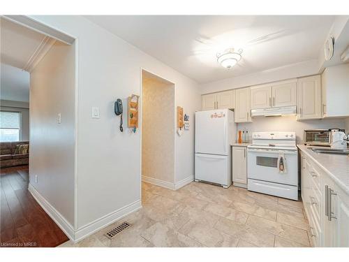 46 Goldsboro Road, Toronto, ON - Indoor Photo Showing Kitchen