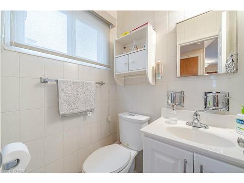 46 Goldsboro Road, Toronto, ON - Indoor Photo Showing Bathroom