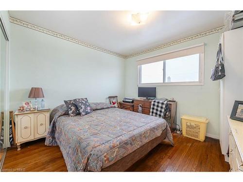 46 Goldsboro Road, Toronto, ON - Indoor Photo Showing Bedroom