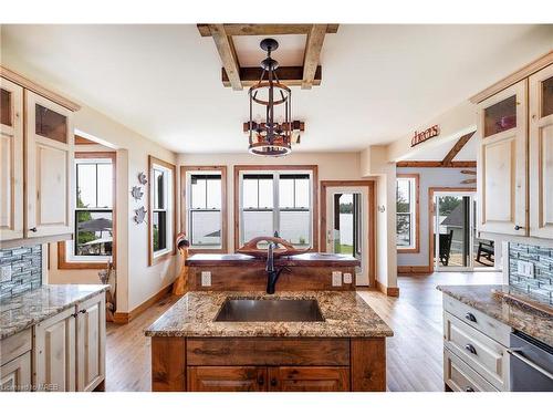 21 Blue Bay Lane, Kawartha Lakes, ON - Indoor Photo Showing Kitchen