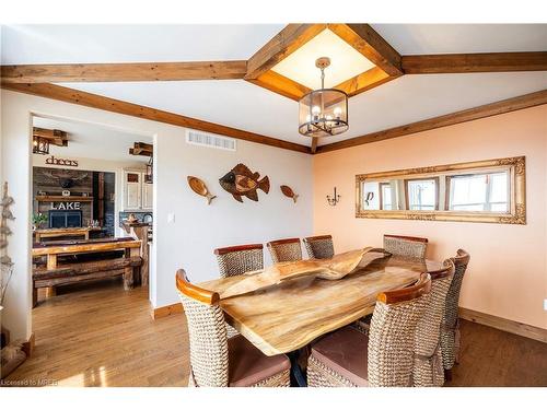 21 Blue Bay Lane, Kawartha Lakes, ON - Indoor Photo Showing Dining Room