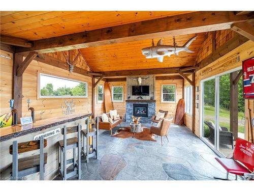 21 Blue Bay Lane, Kawartha Lakes, ON -  With Fireplace