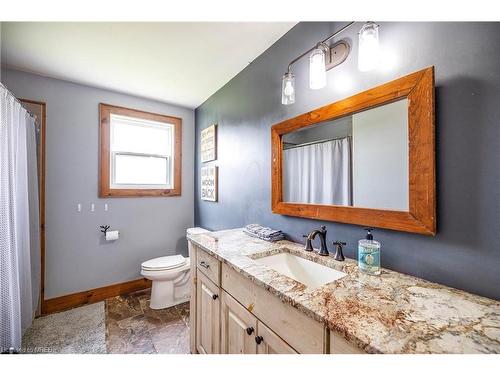 21 Blue Bay Lane, Kawartha Lakes, ON - Indoor Photo Showing Bathroom