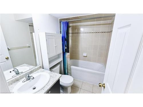 10 Keith Crescent, Niagara-On-The-Lake, ON - Indoor Photo Showing Bathroom