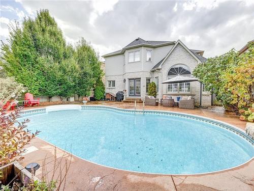 2547 Armour Crescent, Burlington, ON - Outdoor With In Ground Pool With Backyard